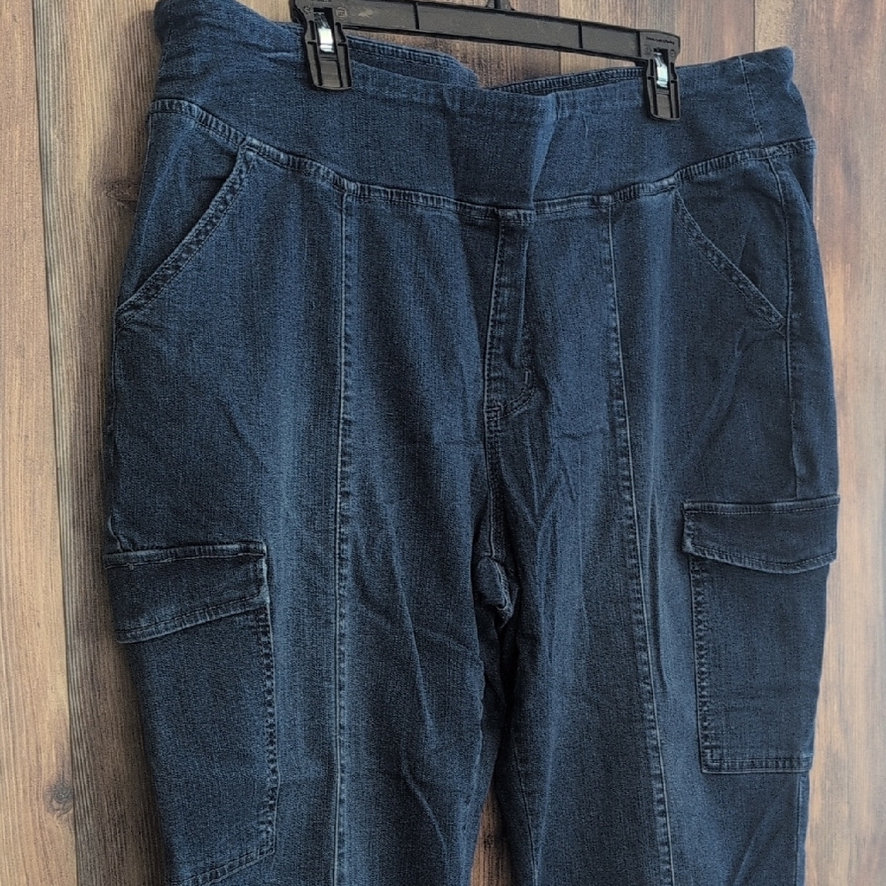 Belle by Kim Gravel Denim Joggers Stretch Cargo Crop Jeans 22WP         -c129